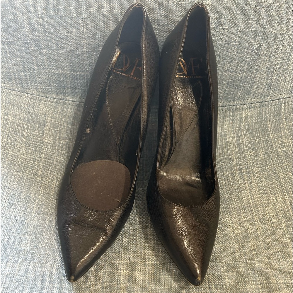 DVF black pumps used